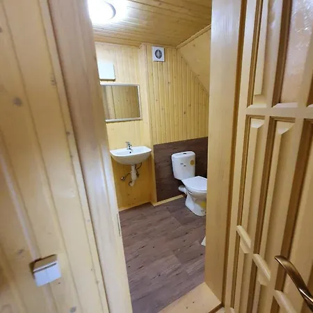 Stanica Karpacka 4x4 Chalet *