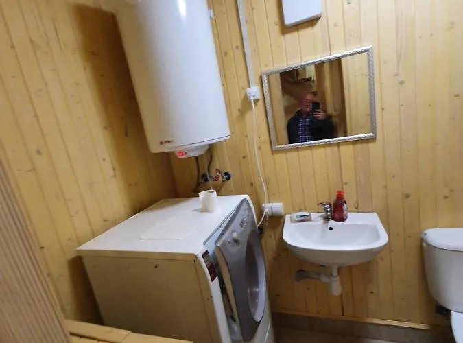 Stanica Karpacka 4x4 Horská chata Mohnate